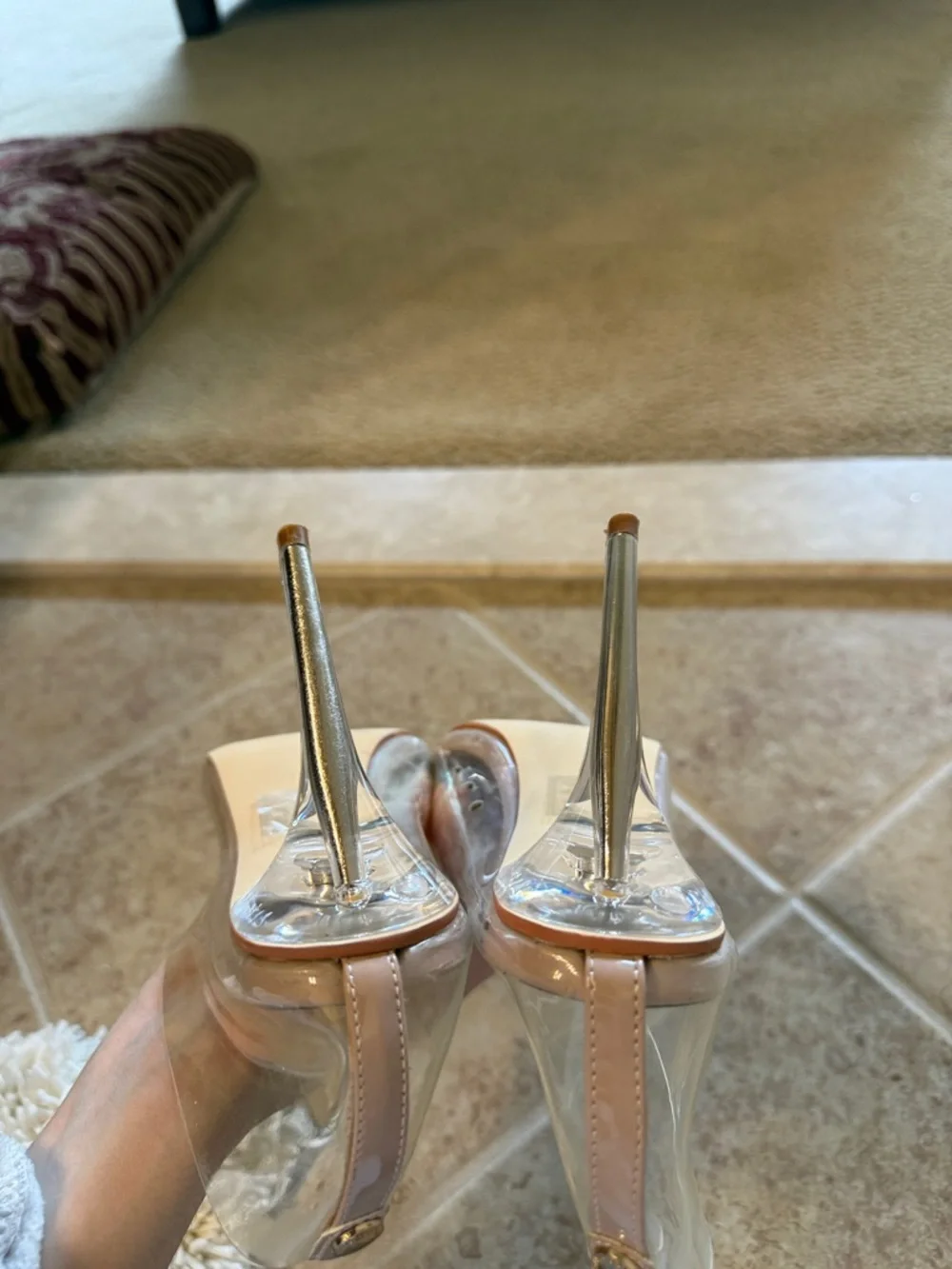 Heels - Picture 4 of 4